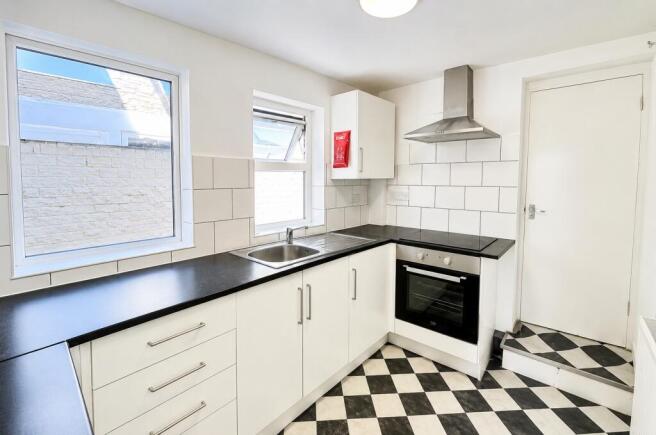 upper luton kitchen