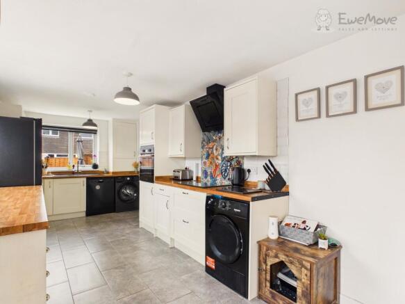 EWEMOVE TIVERTON - LIME KILN ROAD