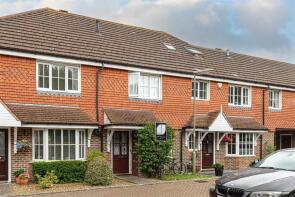 14, Priestlands Close, Horley RH6 8GG