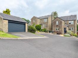 18, Broadfield Park, Holmbridge, Holmfirth HD9 2JQ