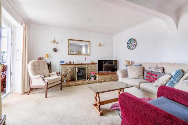 Living/Dining Room