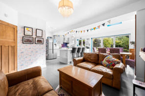 8, Elmfield Drive, Marple, Stockport SK6 6DW