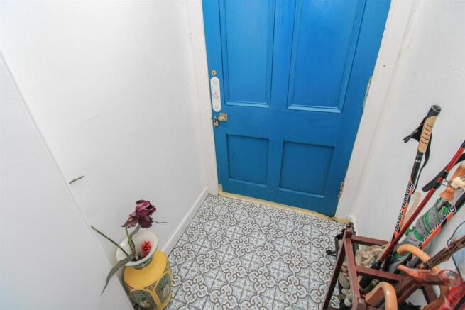 ENTRANCE VESTIBULE