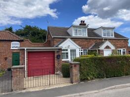 1, School Cottages, Town Street, Louth LN11 7BH
