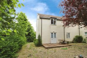 12, Limes Place, Swindon SN6 6DR