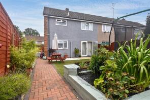 13, Wareham Green, Corby NN18 0AD