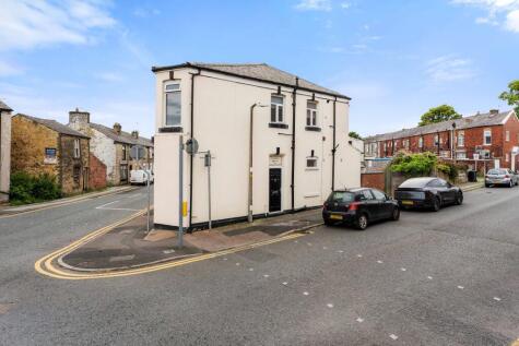 Wilton Road, Bolton, BL1. 4 BEDROOM