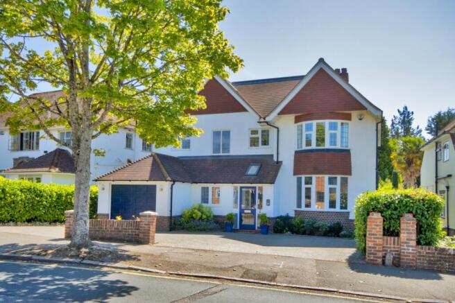 39 Connaught Way