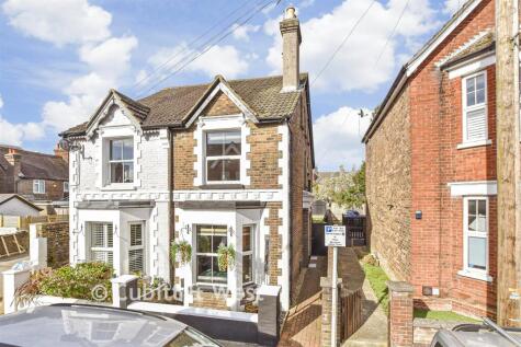 Wellington Road, Horsham, West Sussex