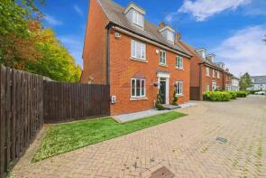 4, Loveden Way, Dunmow CM6 1GS