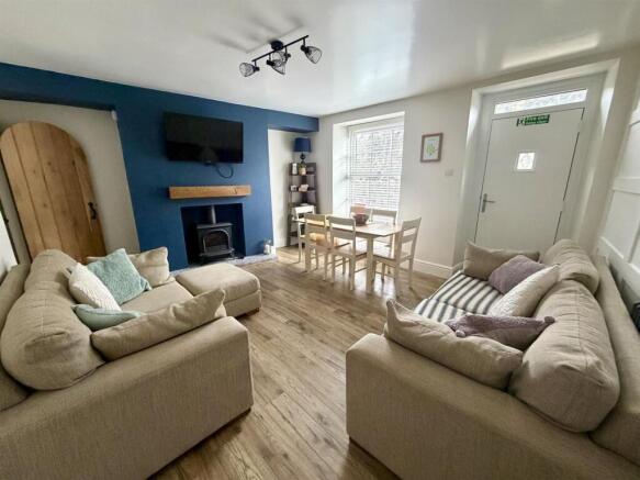 Living/Dining Room