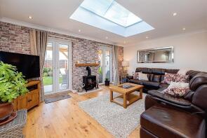 6, Golden Close, Anwick, Sleaford NG34 9TZ