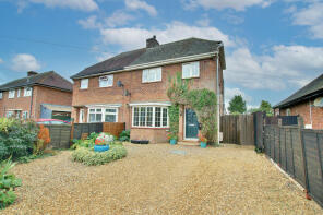 14, Harris Lane, Huntingdon PE28 2QG