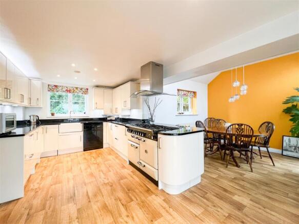 Kitchen Diner