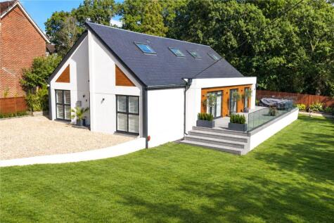 Brook Avenue, New Milton, Hampshire, BH25