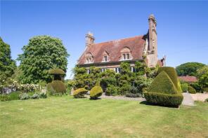 Court Lodge, Kiln Lane, Battle TN33 9HJ