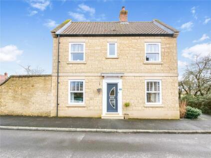 Three bedroom house in Shepton