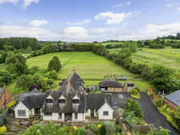 Whitegates, Wixford Road, Wixford B49 6DA