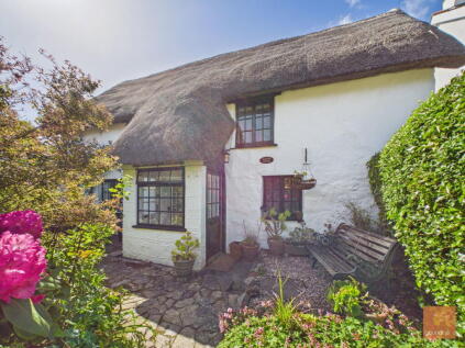 Goonvrea Road, St. Agnes, TR5 0UJ