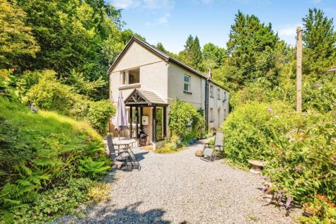 Llansadwrn, Llanwrda, Carmarthenshire, SA19