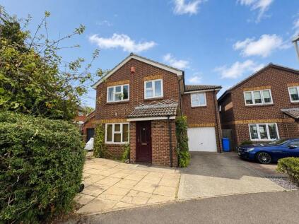 Larch Way, Farnborough, Hampshire, GU14