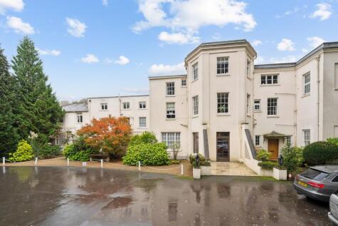 Portnall Drive, Wentworth Estate