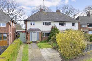 39, Oakfields, Dorking RH5 5RQ