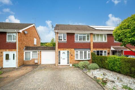 London Road, Markyate, AL3