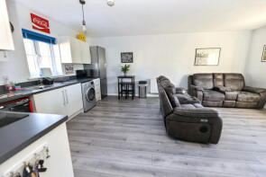 1, Meeanee Mews, Colchester CO2 7GU