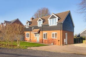 The Beeches, Streetway Road, Andover SP11 7EY