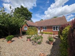 11, Robinson Road, Diss IP21 4EF