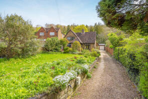 Trefloyne, Westfields, Whiteleaf HP27 0LH