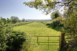 31, Silverdale Road, Yealand Redmayne LA5 9TA