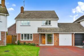 34, Mountbatten Way, Ashford TN25 6PZ