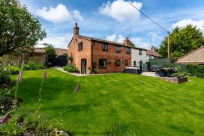 Applegarth House, Edgefield Road, Melton Constable NR24 2EL