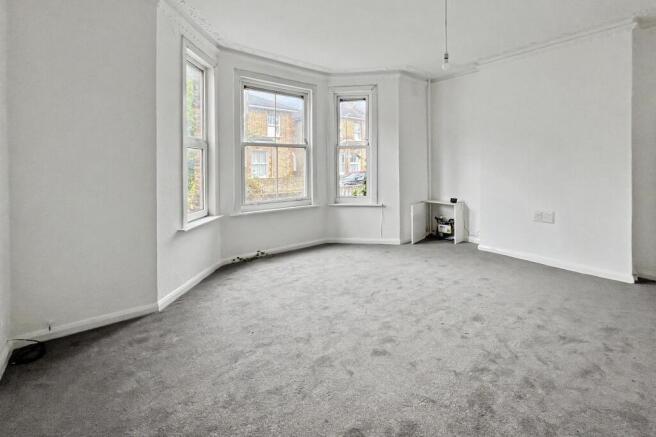 15 Arnold Road, Tooting, London, SW17 9HU