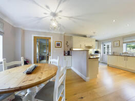 Chestnut House, The Old Sussex Stud, Cowfold Road, Horsham RH13 8JP