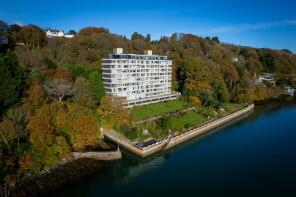 31, Glyn Garth Court, Beaumaris Road, Glyn Garth, Menai Bridge LL59 5PB