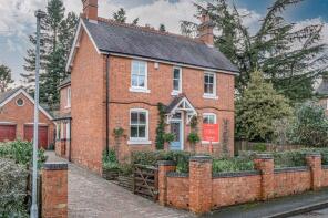 17, Dodford Road, Bromsgrove B61 9JP