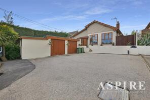 Crays Rise, Crays Hill, Billericay CM11 2XP