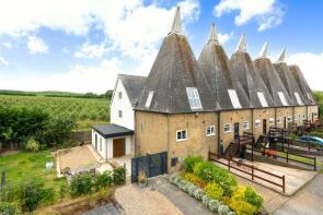 6, Denstead Oast, Denstead Lane, Canterbury CT4 7SH