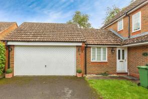 3, Arnold Close, Aylesbury HP22 5XZ