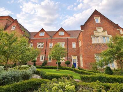 Pope Court, The Galleries, Warley, Brentwood, CM14