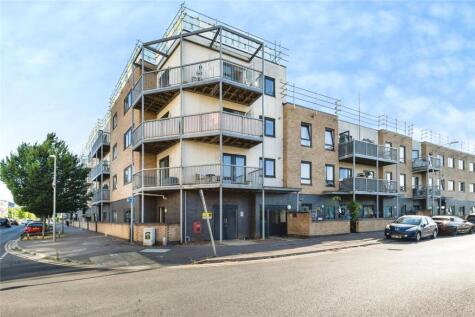 Avontar Road, South Ockendon, Essex, RM15