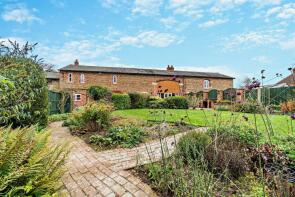 The Oaks, Whissendine Road, Oakham LE15 7LT