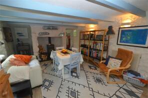 5 Druids Cottage, Carn Brea Villas, Carn Brea Village, Redruth TR15 3BL