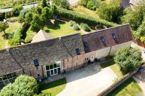 West Barn, B4008 Little Haresfield To Standish, Little Haresfield, Stonehouse GL10 3DR