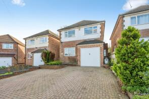 62, Wychall Park Grove, Birmingham B38 8AQ