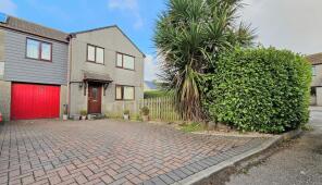 1, Trevarnon Close, Hayle TR27 5EN