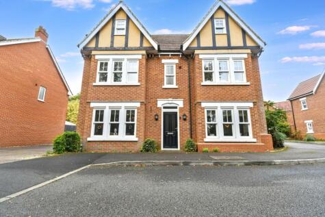 Burr Close, Kempston, Bedford, MK42